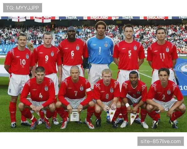 切尔西菱形中场布置旨在形成人数优势，主导球权分配